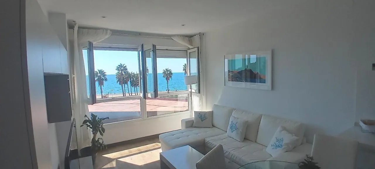 Apartamento 5 Home Suites Almeria Apartment